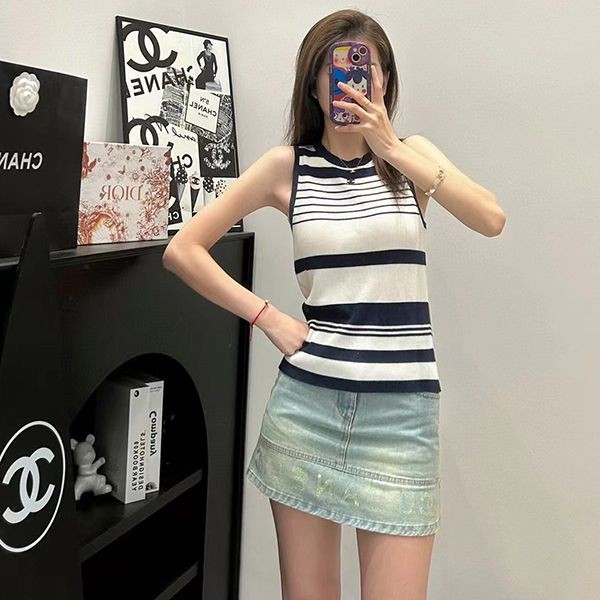 超希少！入手困難品！シャネル ストライプ ニット ベスト 偽物 sht32421